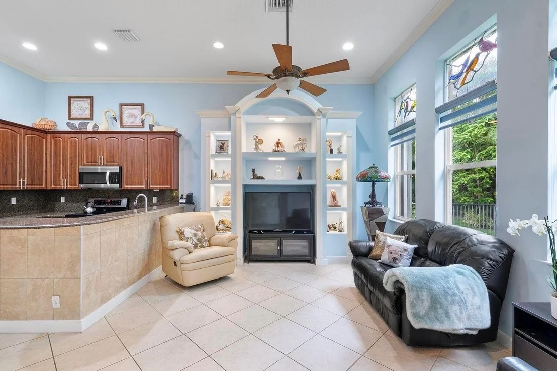 Photo of 8351 Mastic Cay