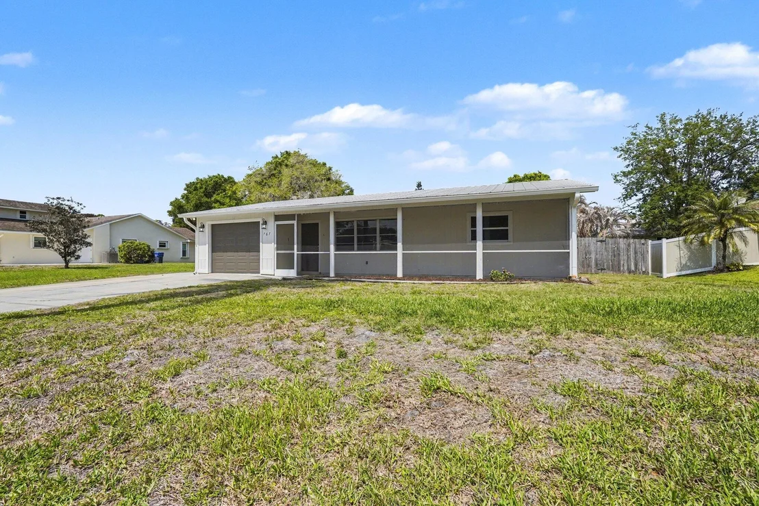 Photo of 767 Rolling Hill Drive