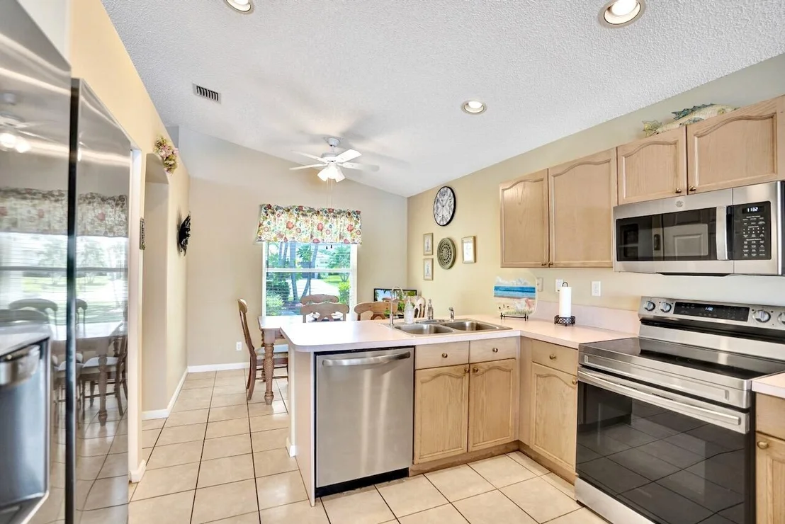 Photo of 5886 Las Colinas Circle