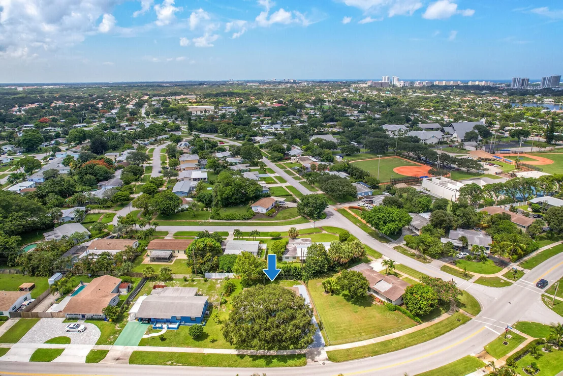 Photo of 904 Lighthouse Drive