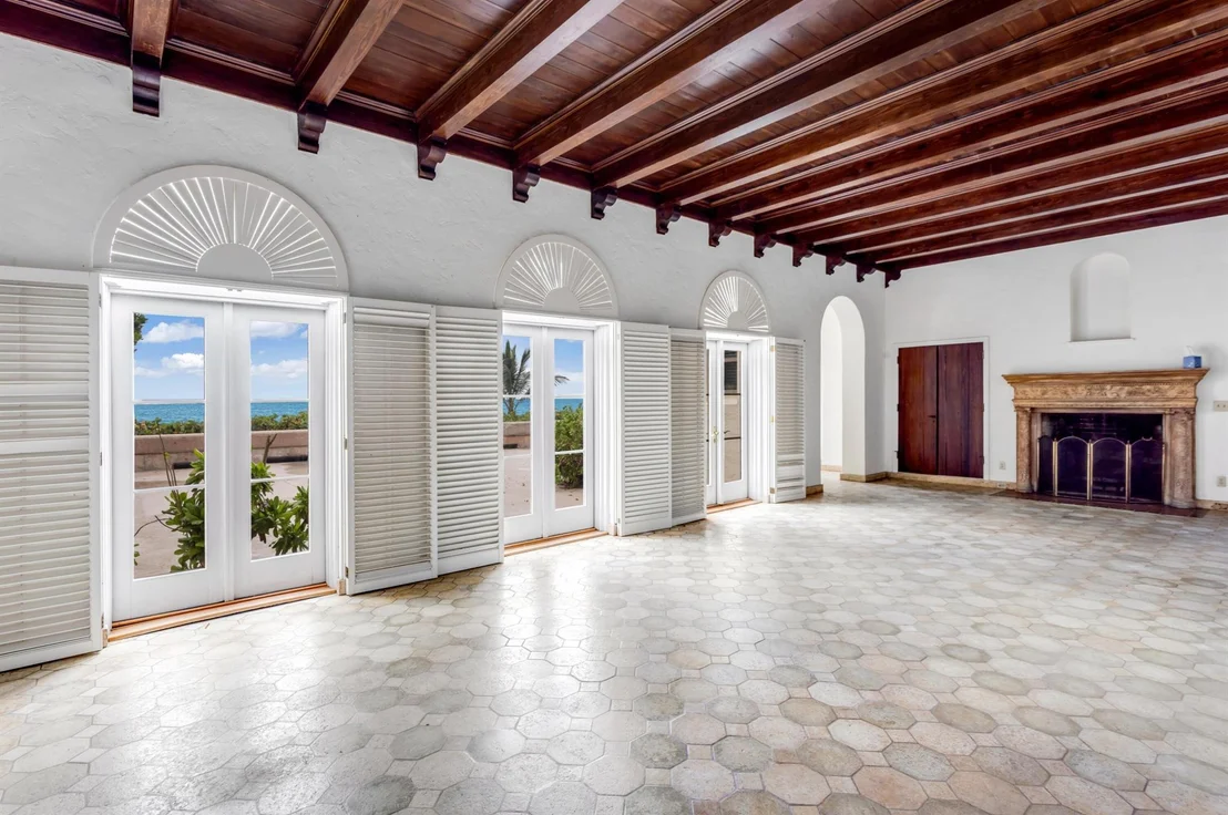 Photo of 1443 N Ocean Boulevard