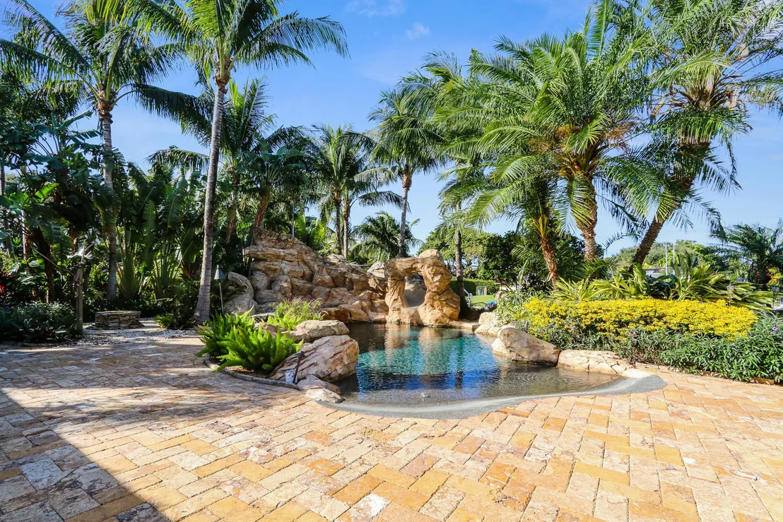 Photo of 155 Ebbtide Drive