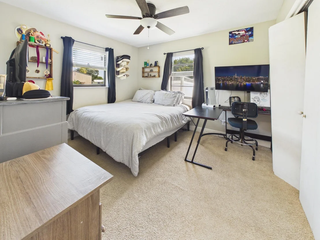 Photo of 1150 SW 85TH Way