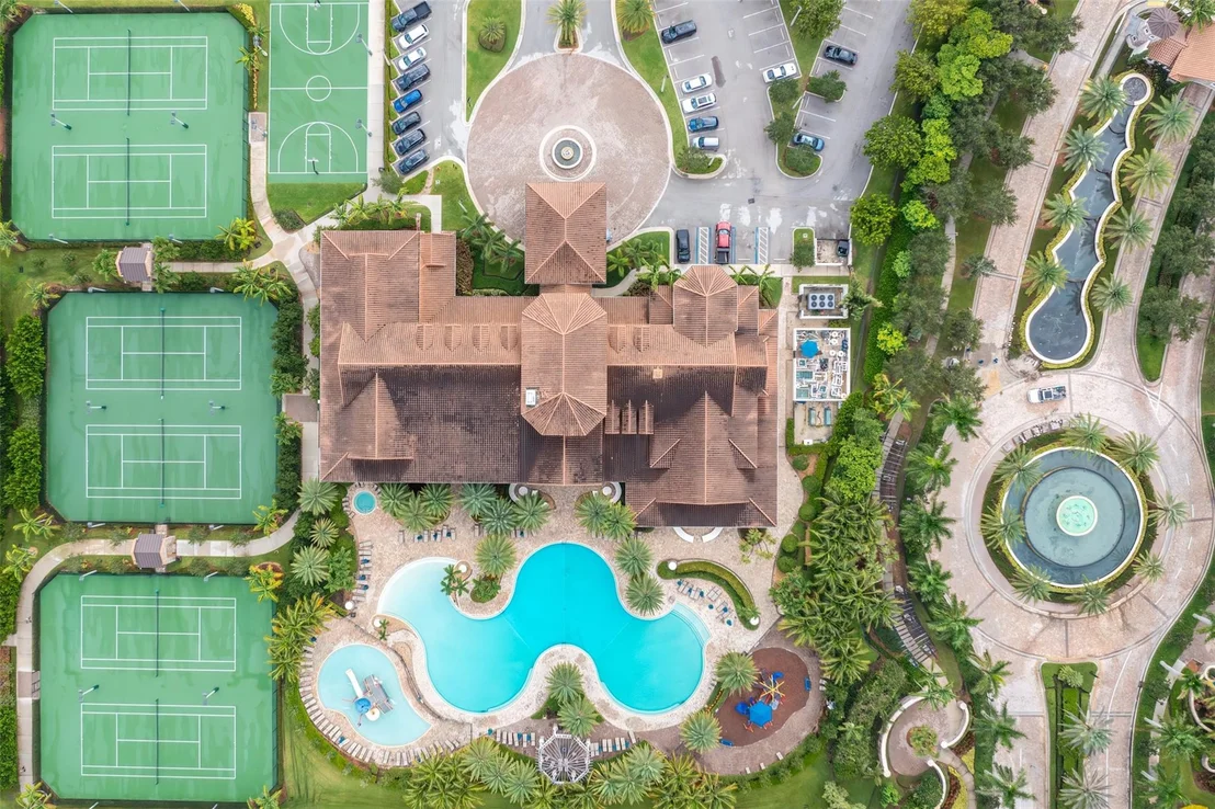 Photo of 8540 Lakeside Drive