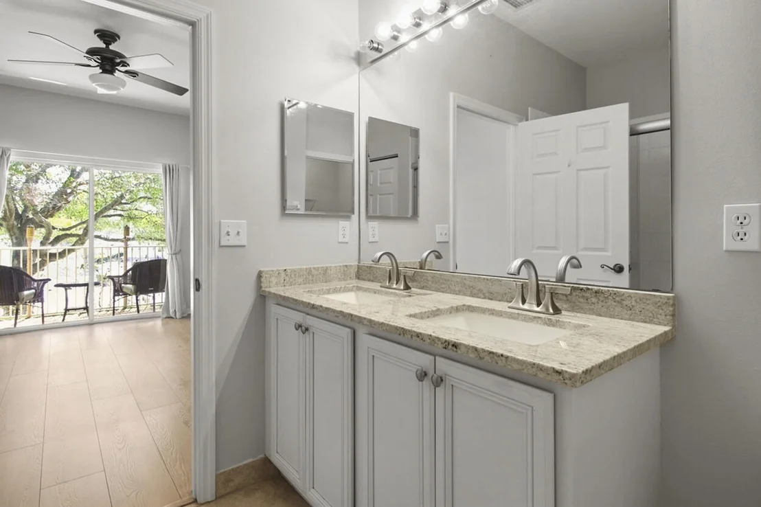 Photo of Unit H at 110 Lighthouse Circle