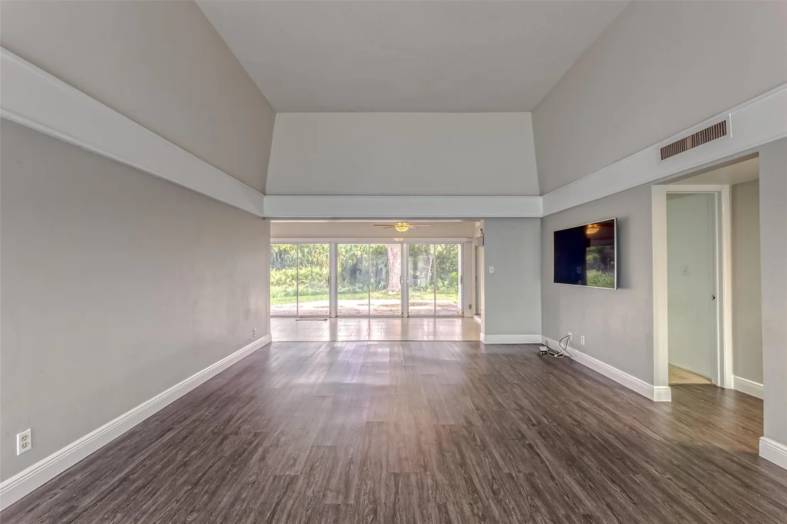 Photo of 4701 Holly Drive