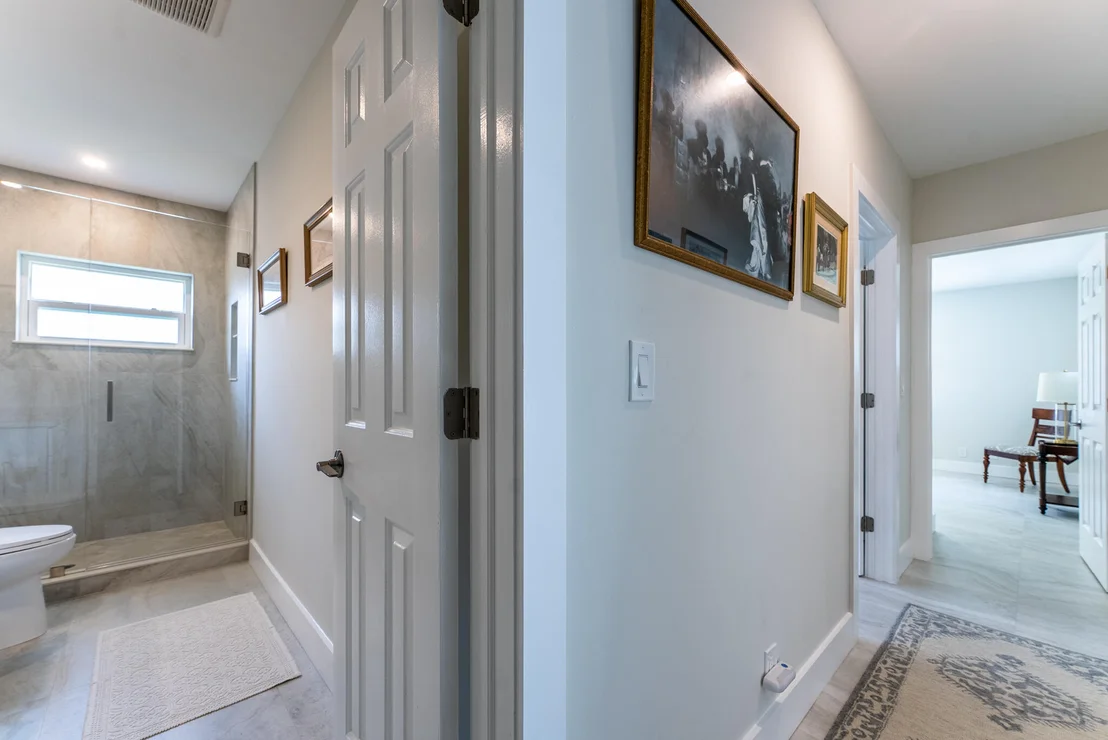 Photo of 10370 Greentrail Drive N