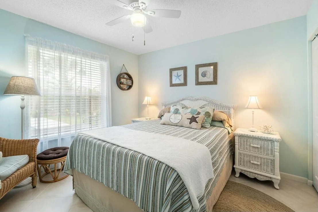 Photo of 121 Deerfield Drive