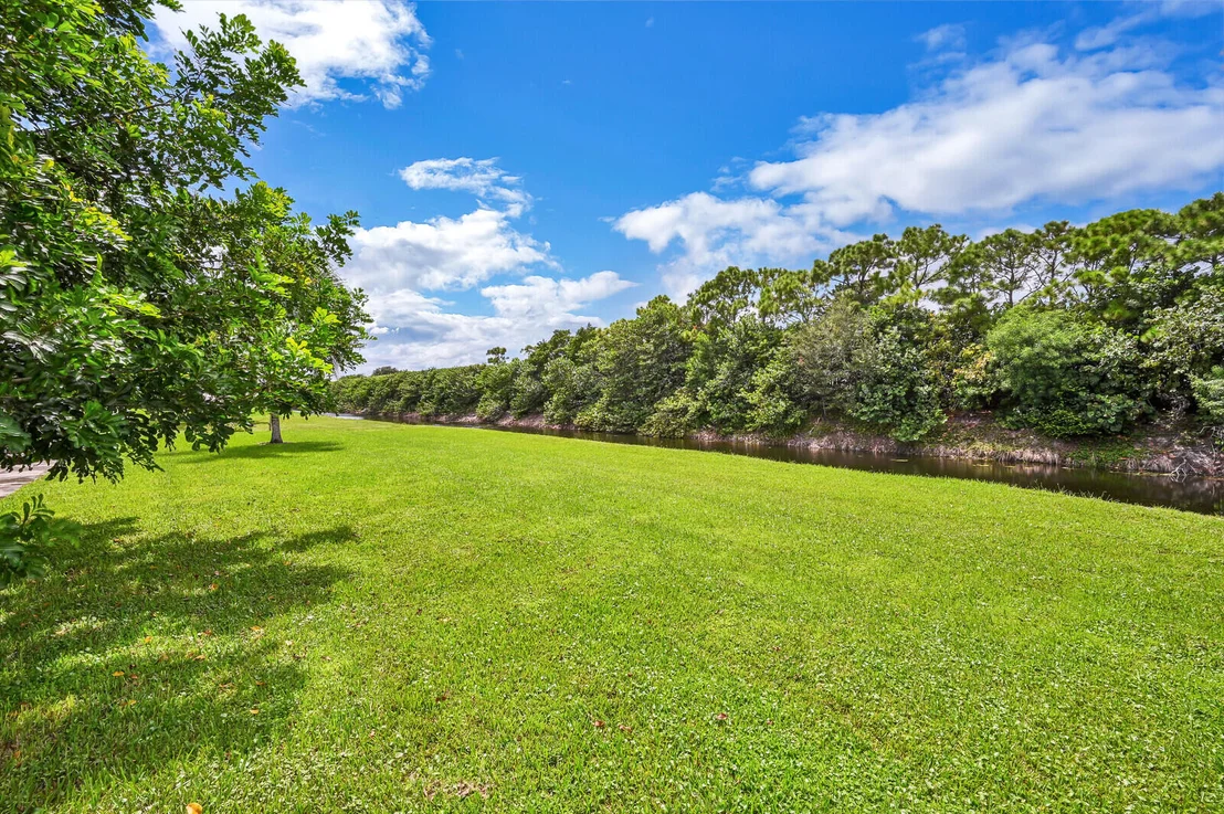 Photo of 218 Akron Road