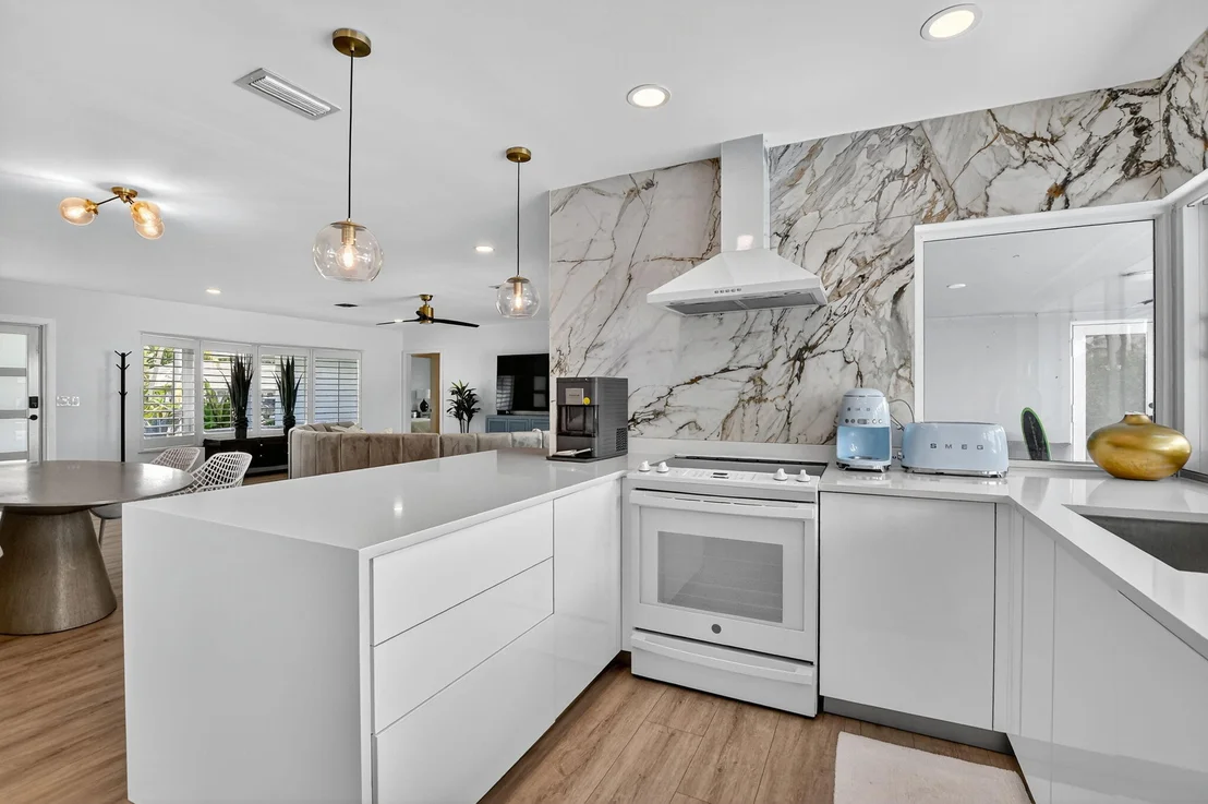 Photo of 891 Hickory Terrace