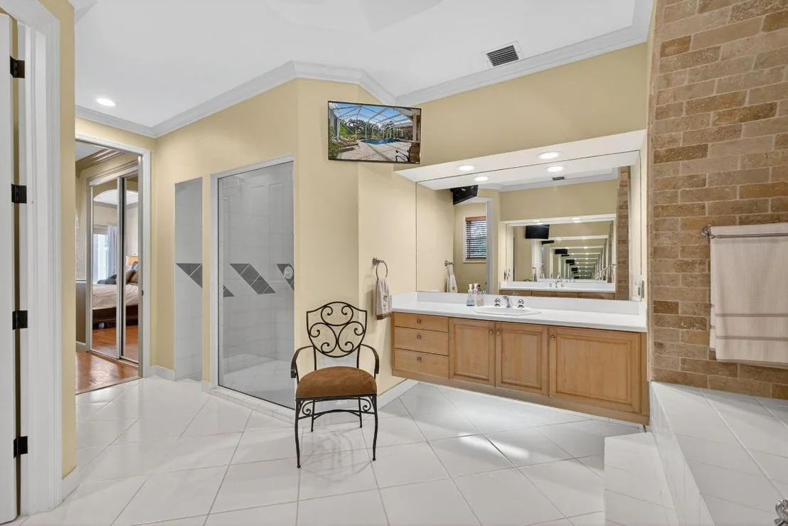 Photo of 125 Renaissance Circle