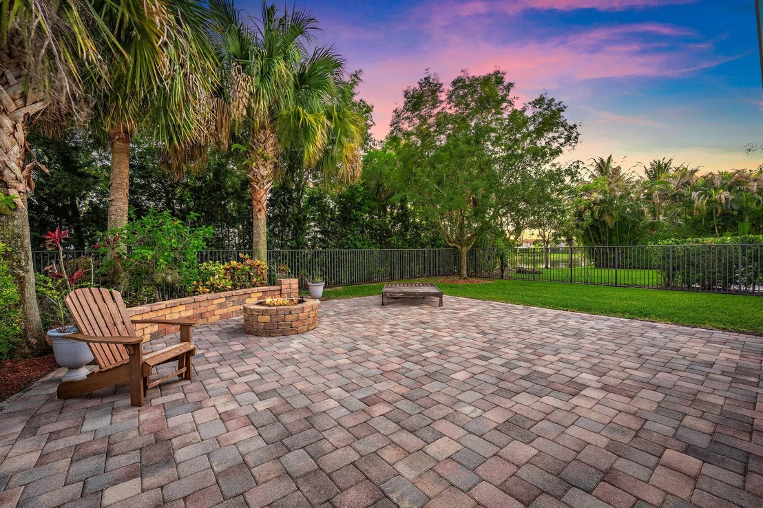 Photo of 102 Crab Cay Way