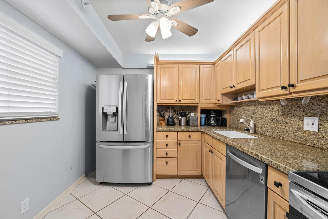 Photo of Unit 607 at 400 Ocean Trail Way