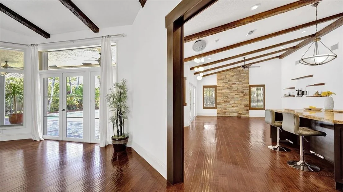 Photo of 475 Sabal Way