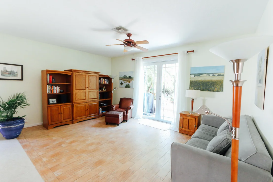 Photo of 1175 Egret Circle S