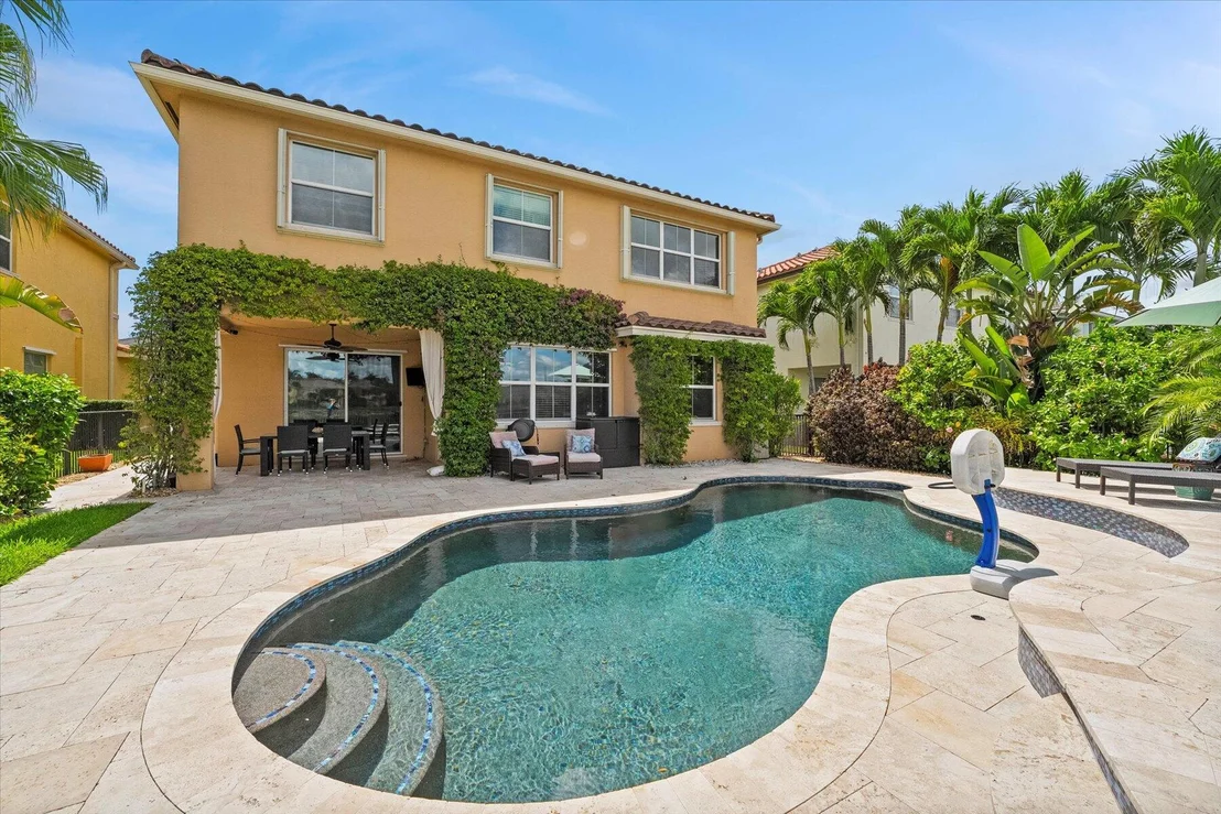Photo of 3053 Payson Way