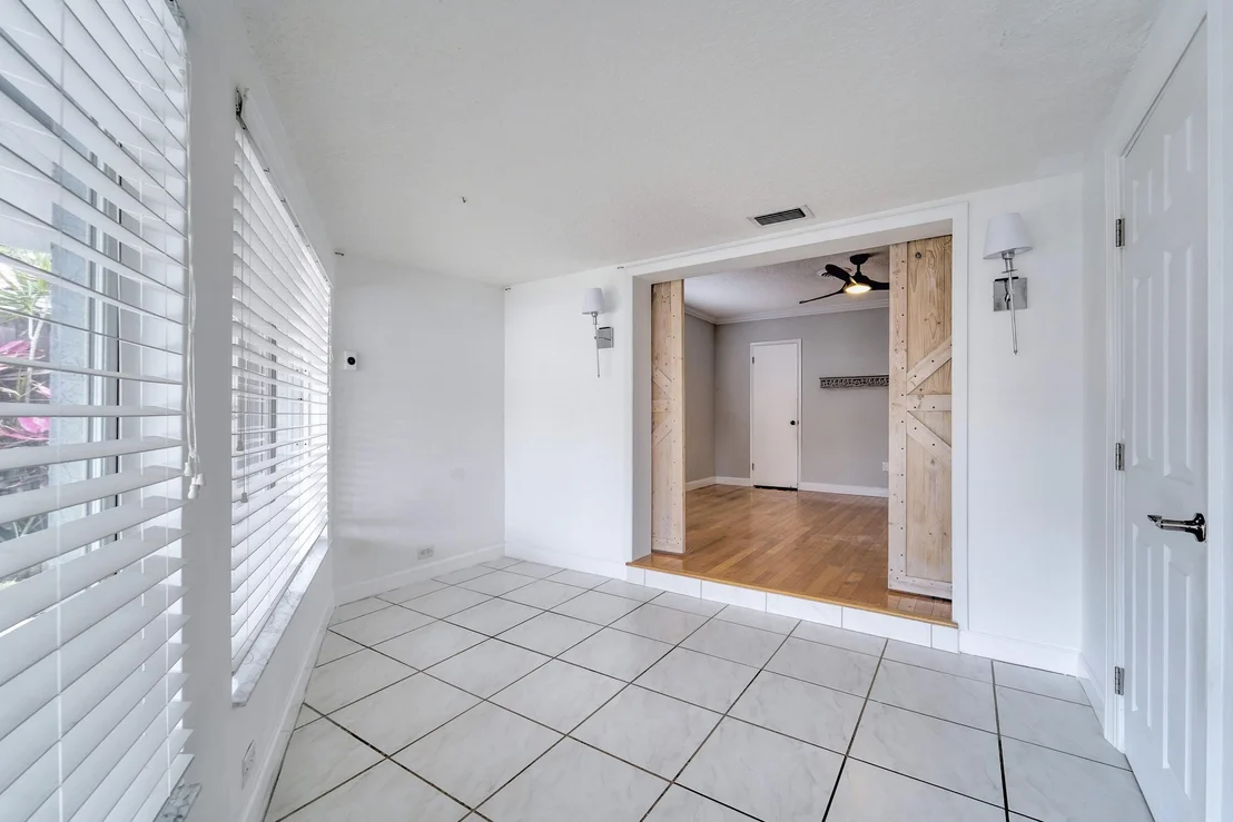 Photo of 270 SE 3rd Avenue