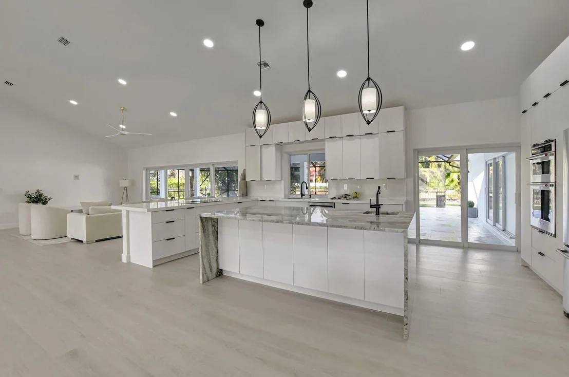 Photo of 3065 Saint James Drive