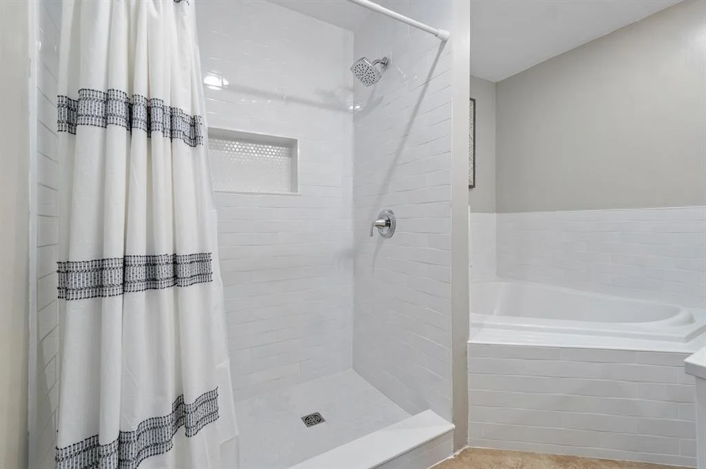 Photo of 770 NW 3rd Avenue