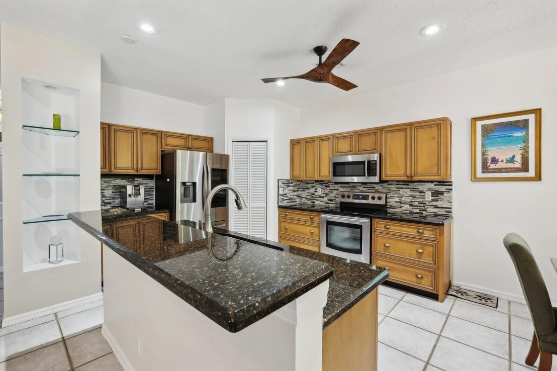 Photo of 7172 SE Seagate Lane
