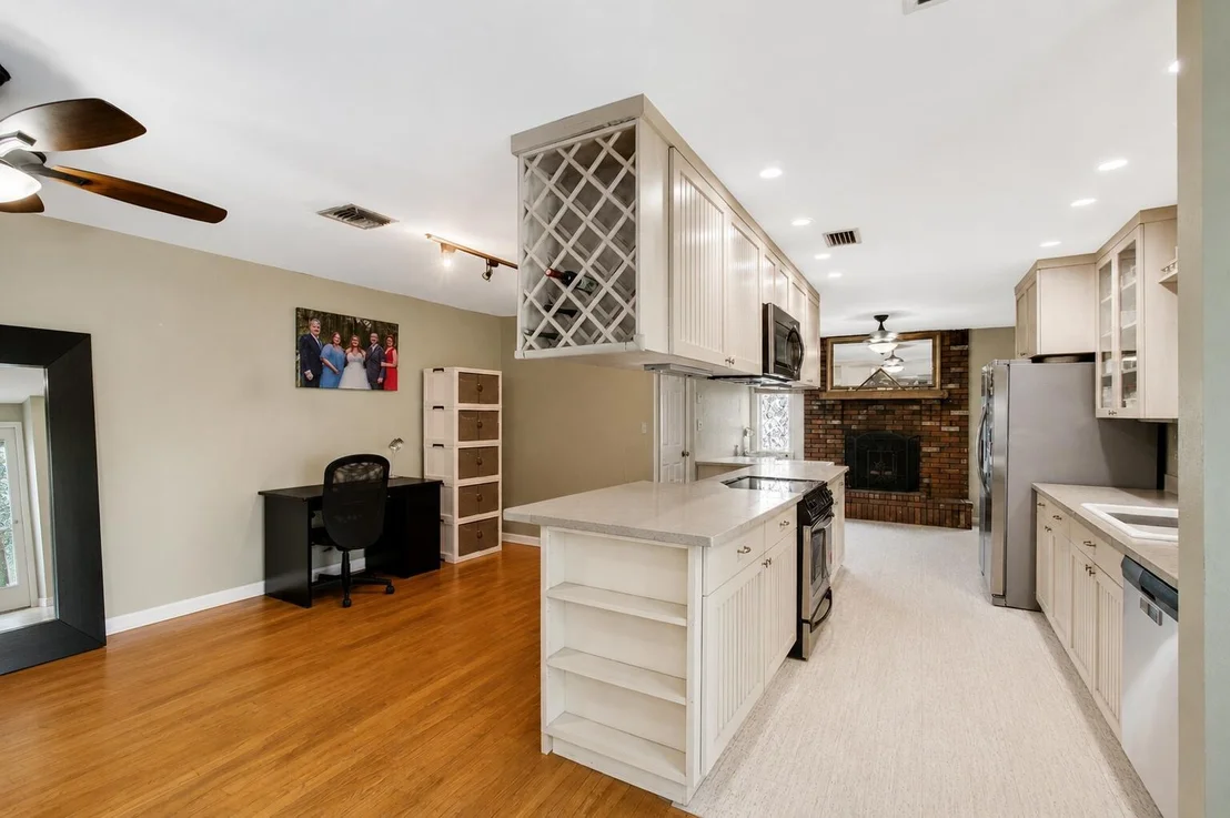 Photo of 5442 Sunrise Boulevard