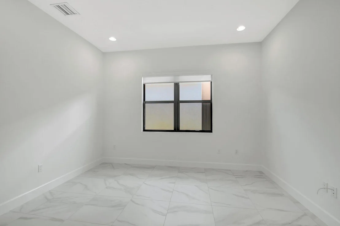 Photo of 9375 Mountain Pine Grove