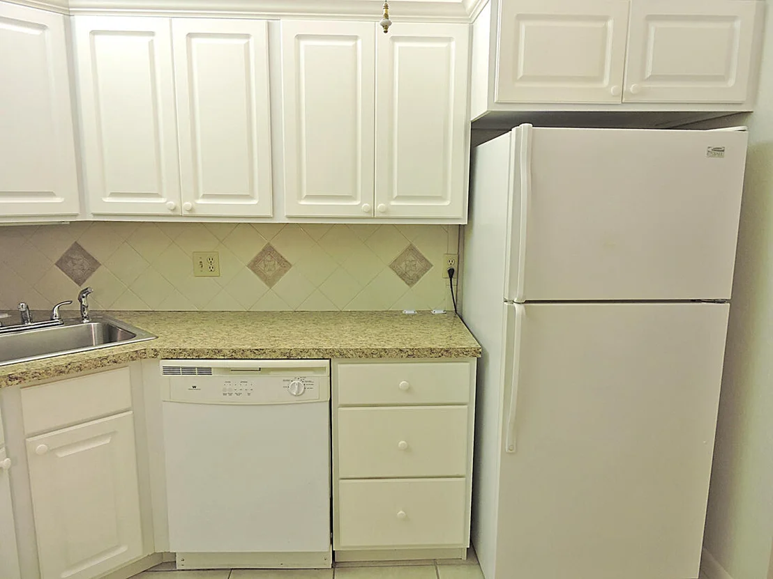 Photo of Unit D1 at 341 Pine Ridge Circle