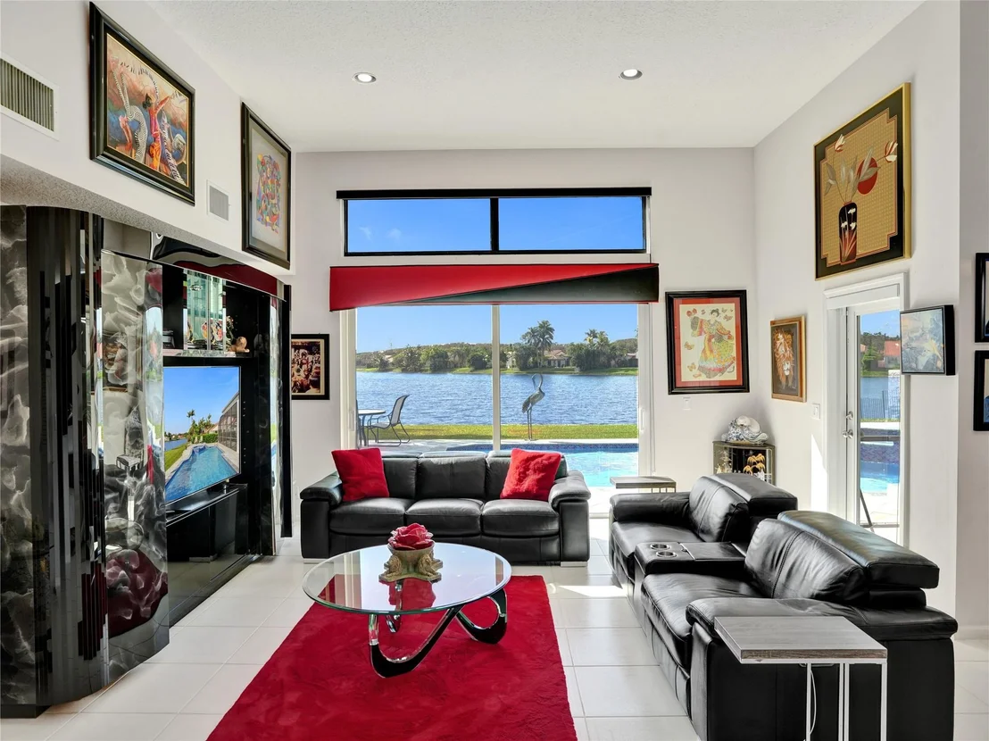 Photo of 10414 Bermuda Drive