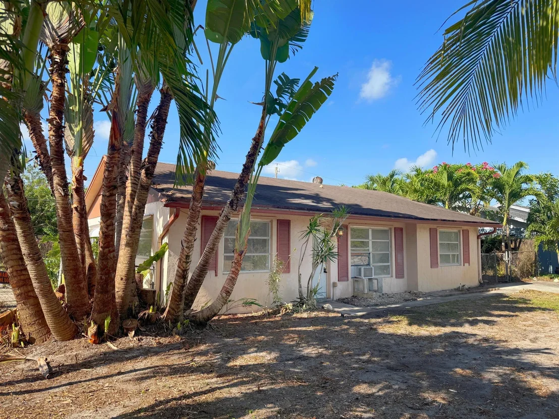 Photo of 3298 Parade Place