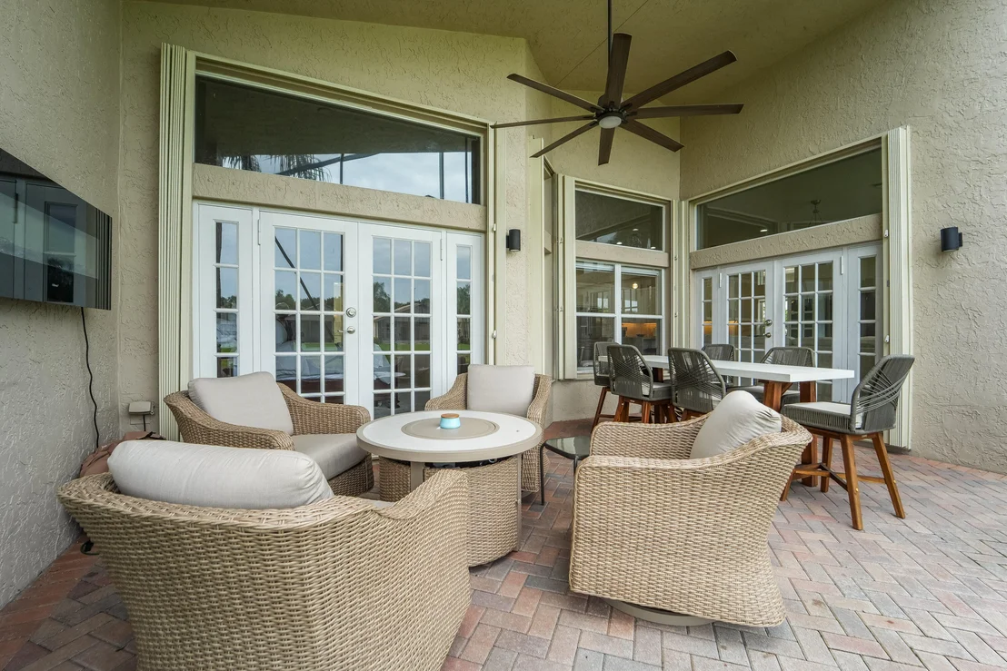 Photo of 9841 Casa Mar Drive