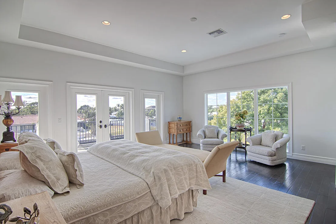 Photo of 648 Riverside Road