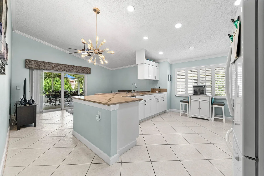 Photo of 8582 Tourmaline Boulevard