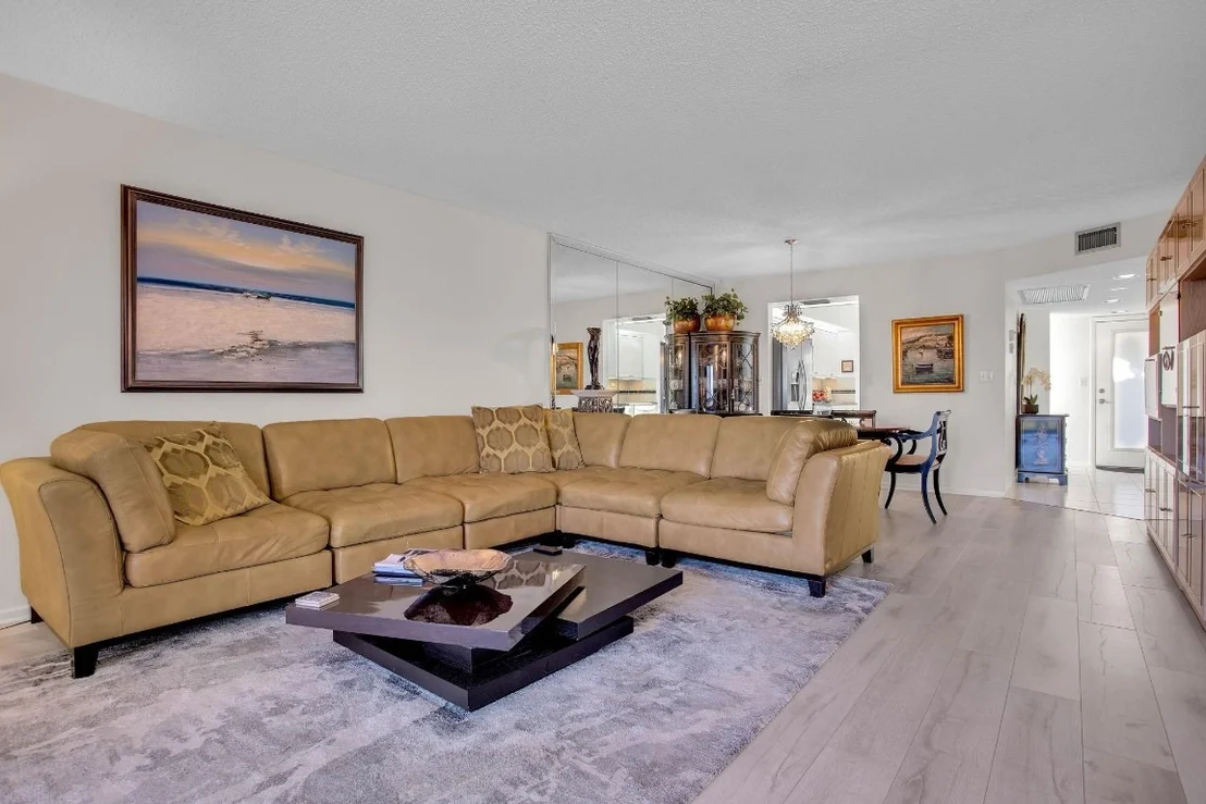 Photo of Unit D4 at 1603 Abaco Drive
