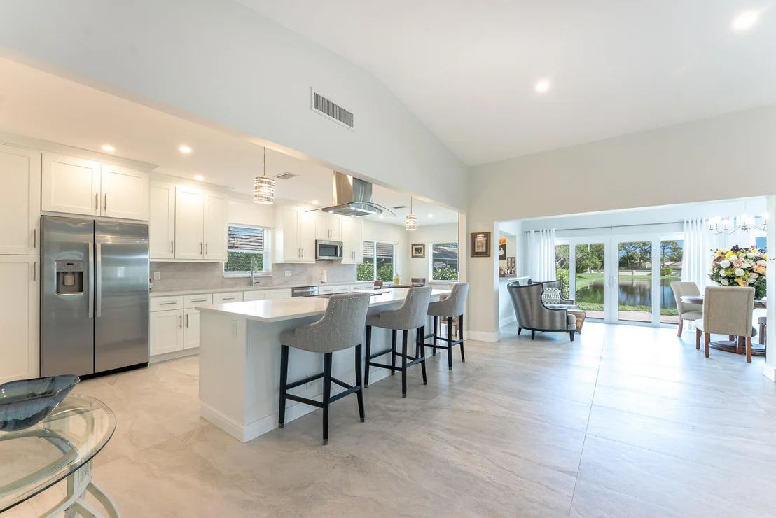 Photo of 10370 Greentrail Drive N