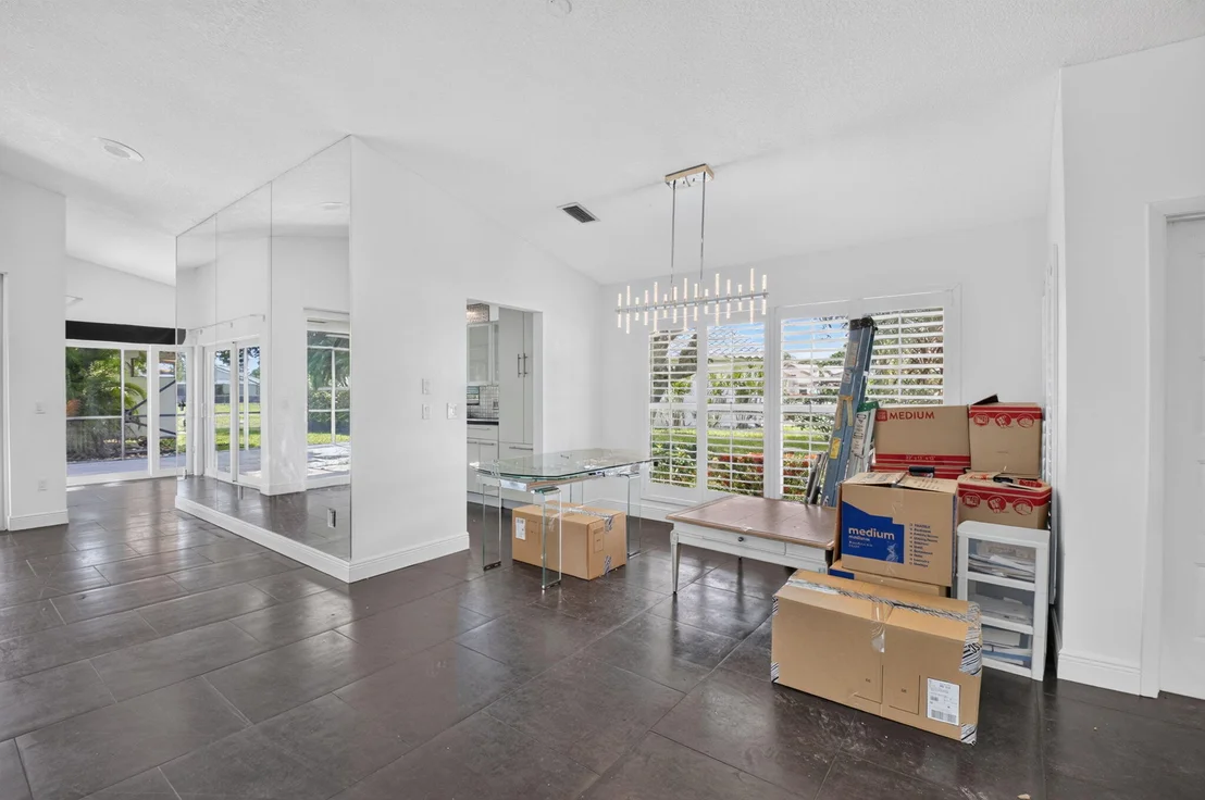 Photo of 11134 Highland Circle