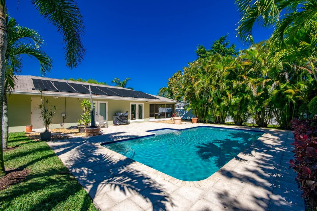Photo of 5116 Laird Lane