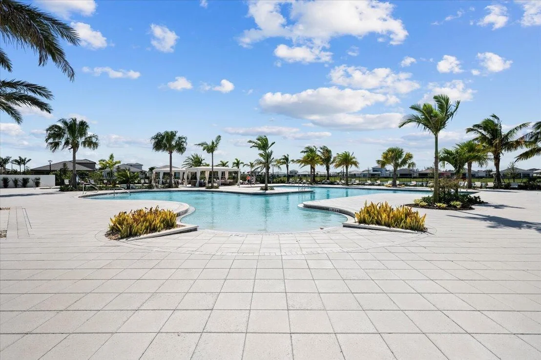 Photo of 15841 Key Biscayne Lane