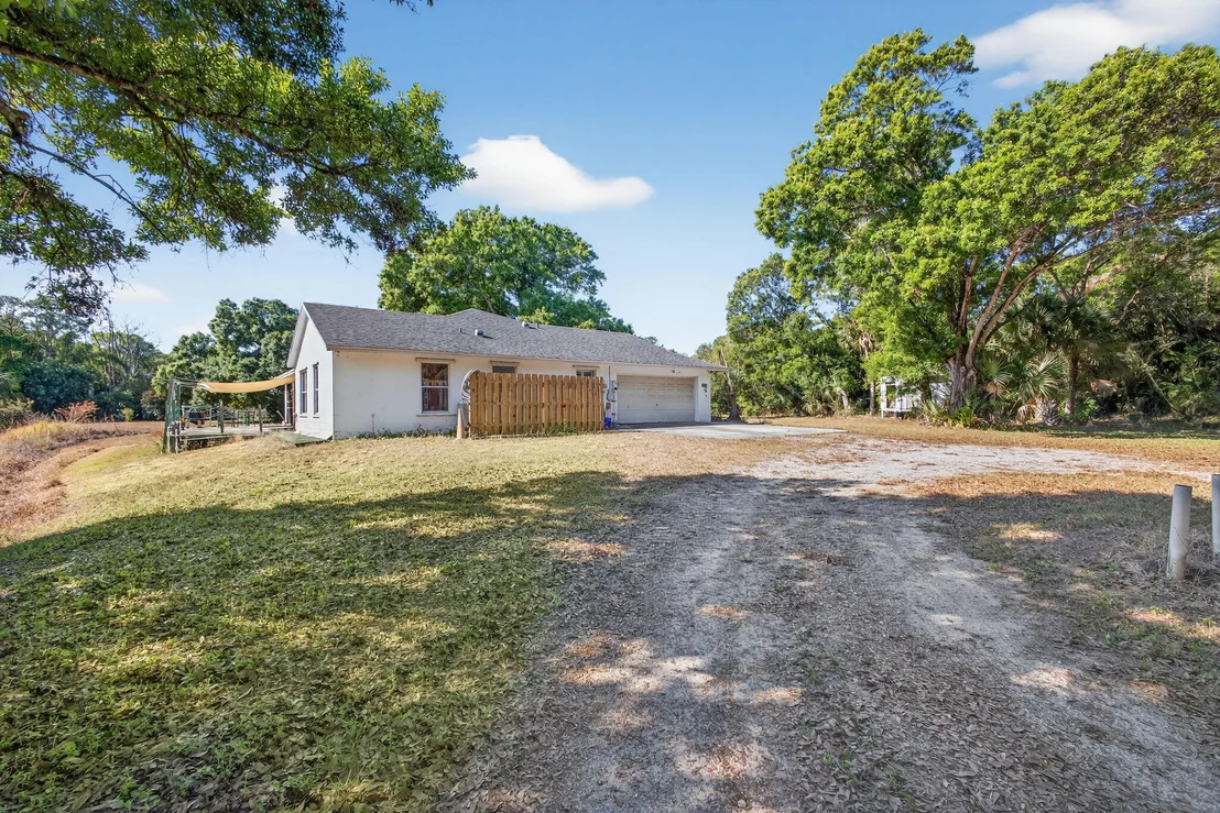 Photo of 17619 103rd Terrace N