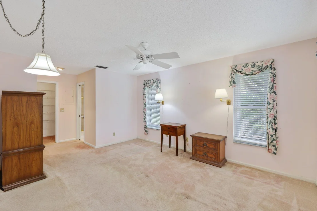 Photo of 73 Fairview E