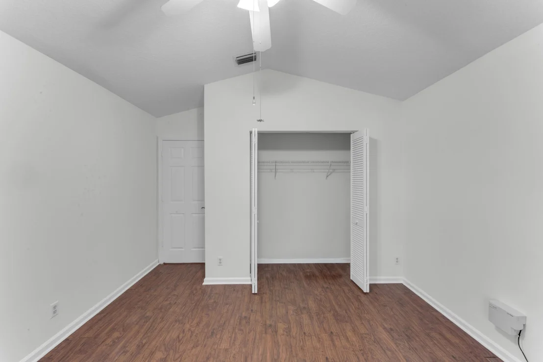 Photo of 2705 Pointe Circle