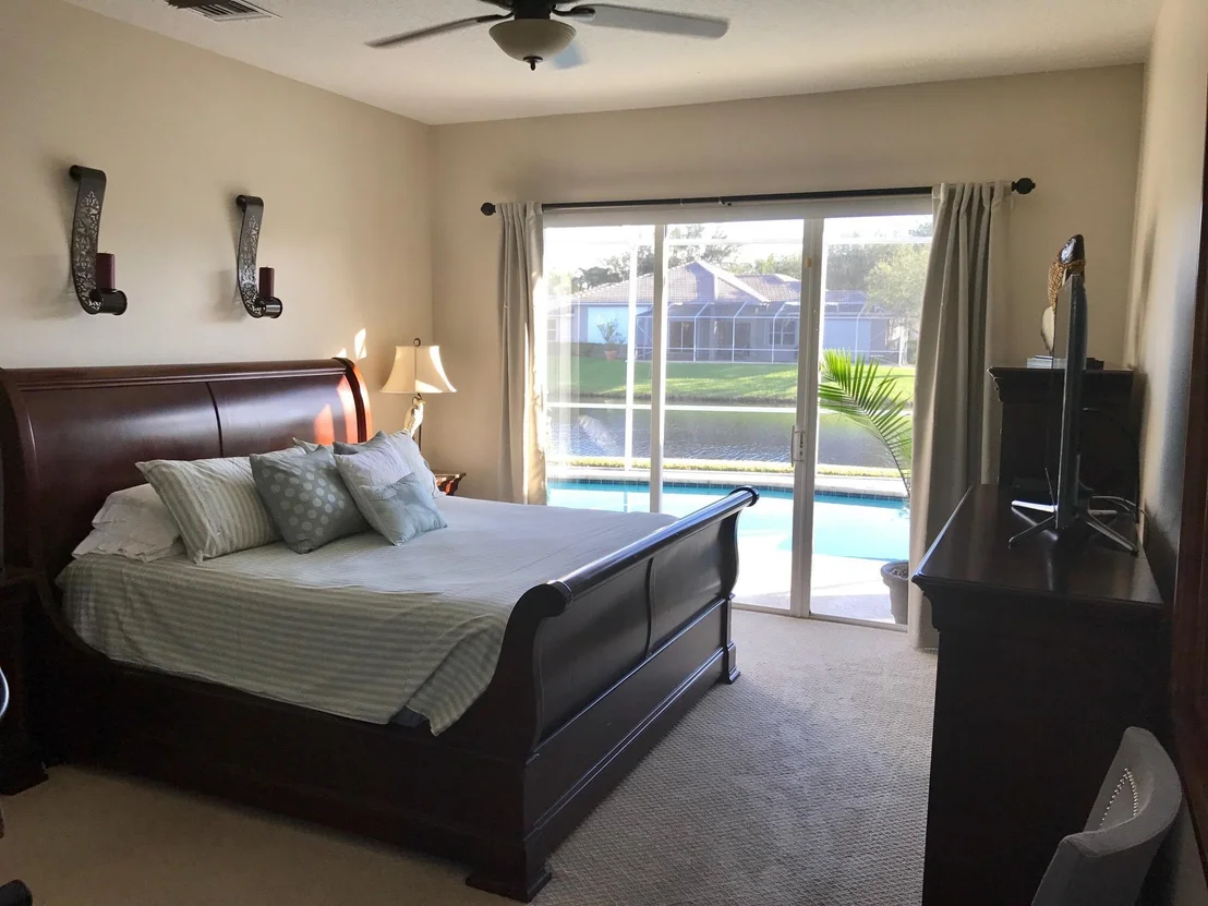 Photo of 258 Starling Lane S