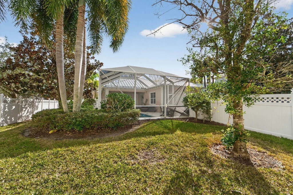 Photo of 102 Bonaire Lane