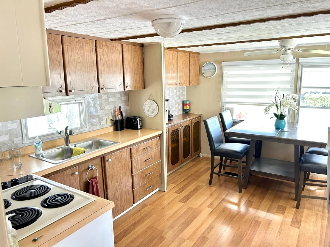 Photo of 615 Alamanda Lane