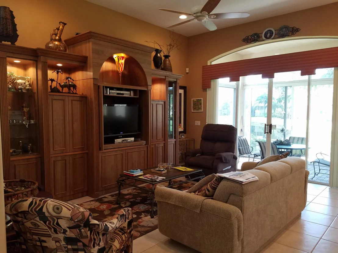 Photo of 7040 Demedici Circle