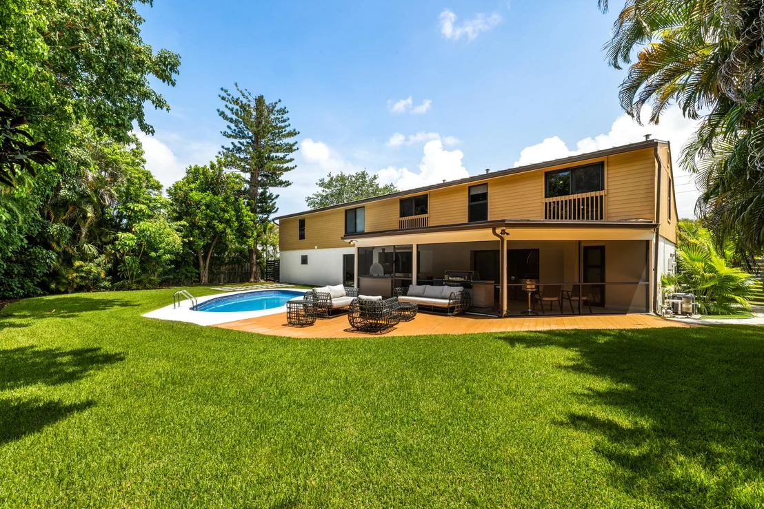Photo of 342 Fairway W