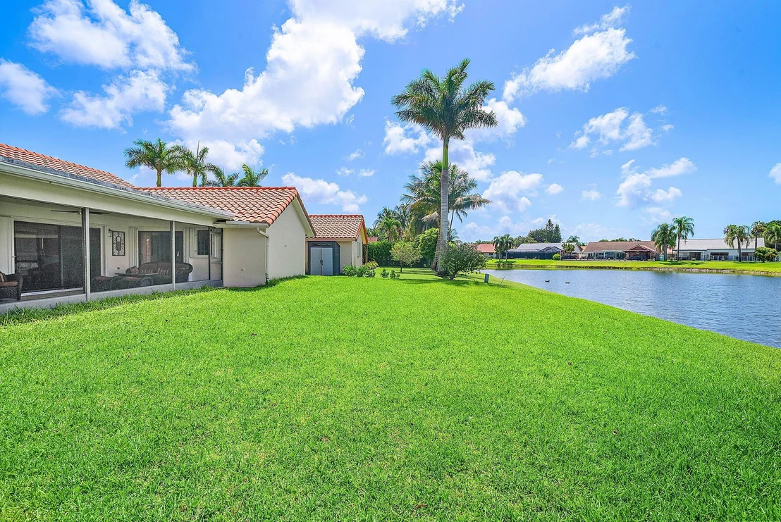 Photo of 9295 Sun Pointe Drive