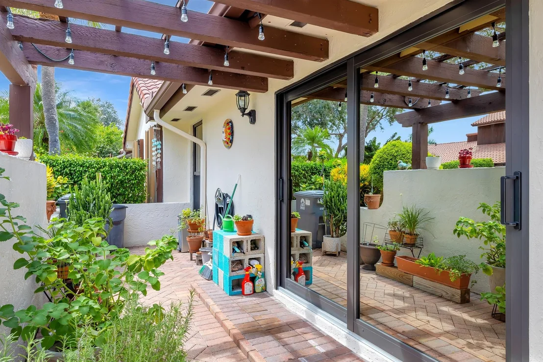 Photo of 6727 Tiburon Circle