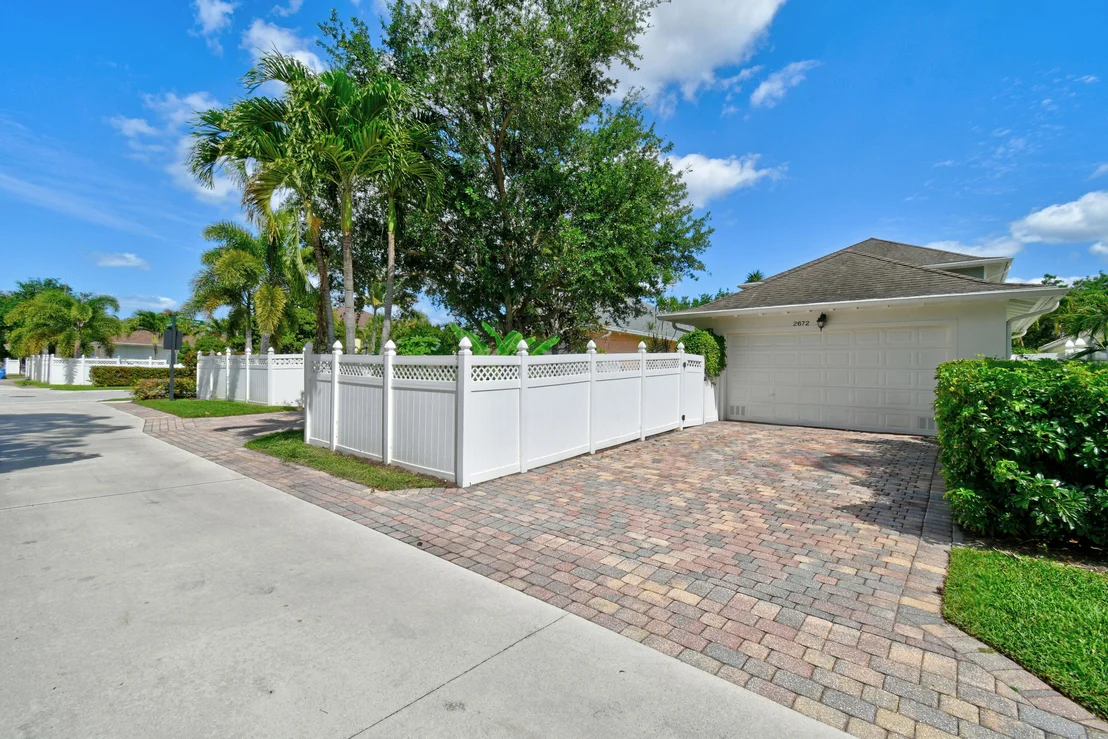 Photo of 2672 E Community Drive
