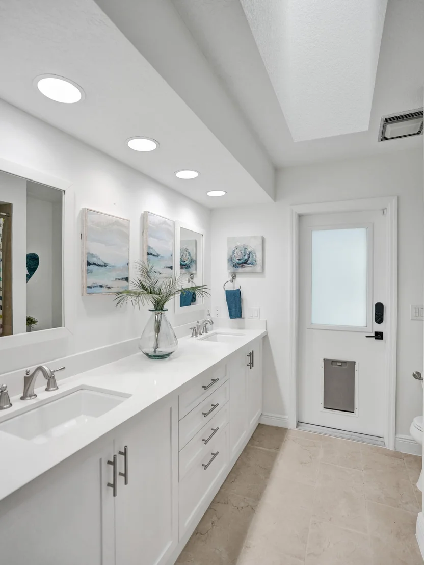 Photo of 3640 NW 24th Way