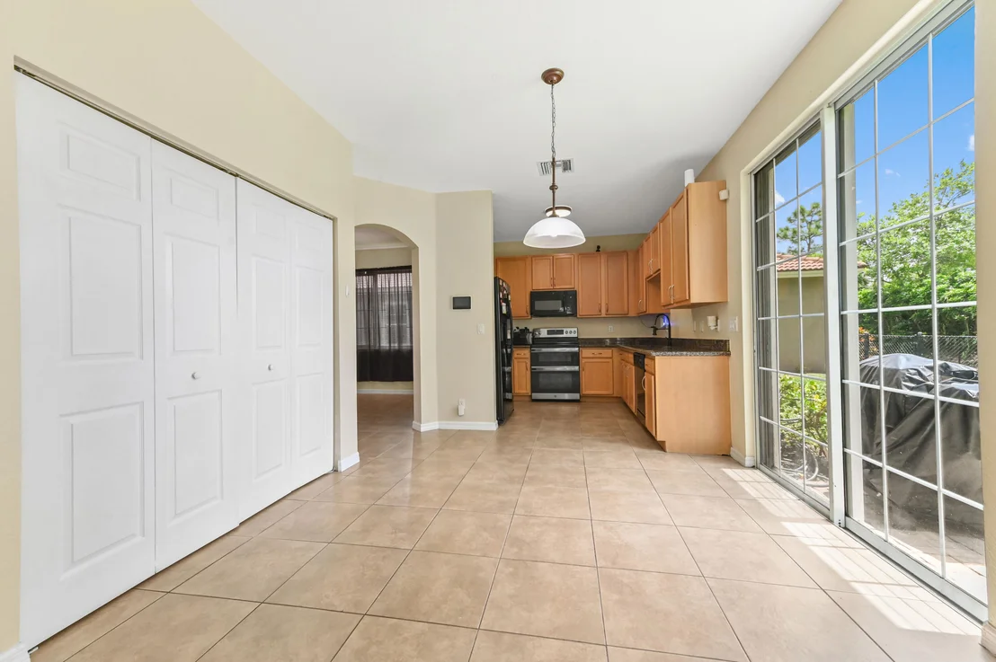 Photo of 6819 Osage Circle